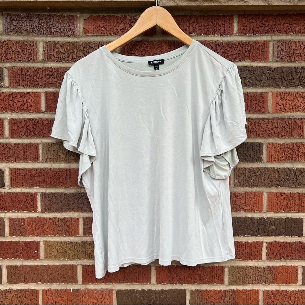 Express Light Gray Flounce Short Sleeve Tee Shirt Top
